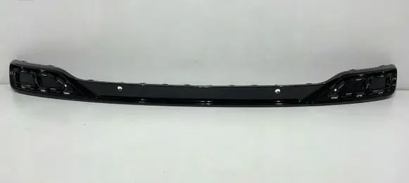 Rear bumper trim bar molding