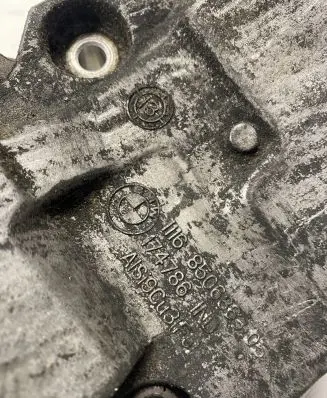Generator/alternator bracket