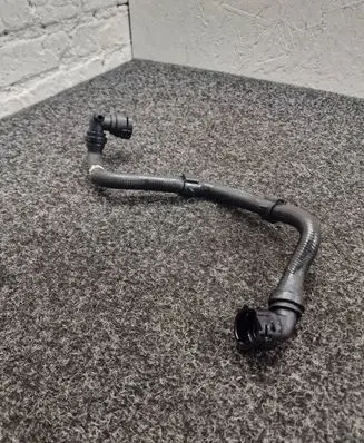 BMW i5 G60 Coolant pipe/hose 9886635