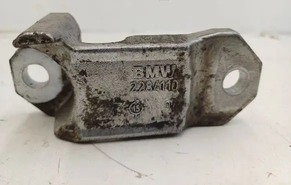 BMW M6 Sway bar bush bracket, front 2284110