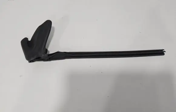 Audi S5 F5 Rubber seal rear door window/glass 8W7839480B 8W7839480