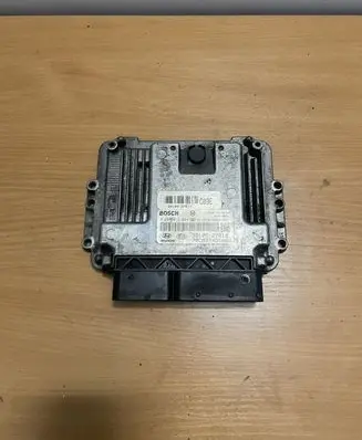 Hyundai Santa Fe Engine control unit/module 3910027810 0281013044