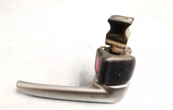 Mazda 3 I Front door interior handle