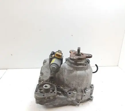 BMW 3 E90 E91 Gearbox transfer box case 7548666 7537077