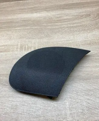 Side speaker trim/cover