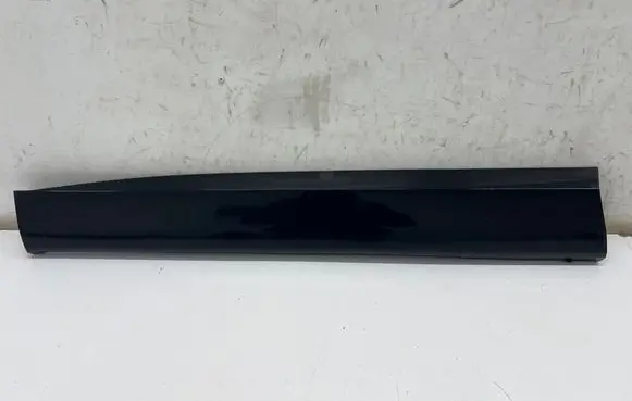 Renault Austral Front door trim (molding) 808212353R