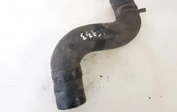 Toyota Avensis T250 Engine coolant pipe/hose