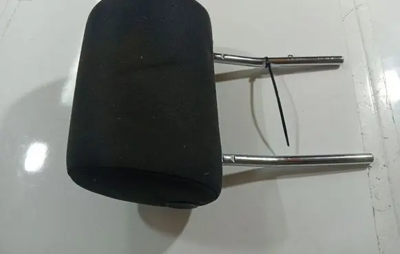 Audi A3 S3 8P Front seat headrest 