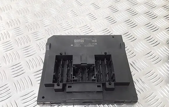 Skoda Octavia Mk3 (5E) Engine control unit/module 5Q0937084AG