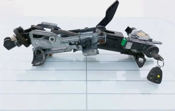 Steering wheel axle set