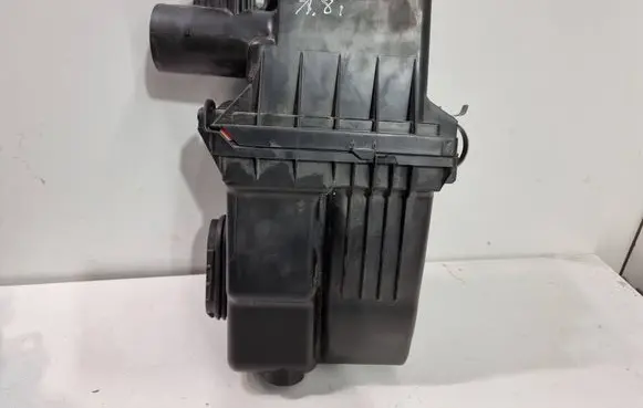 Toyota C-HR I Air filter box 177050T170 RK014141075 177010T140