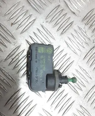 Audi A2 Headlight level adjustment motor 1J0941295F