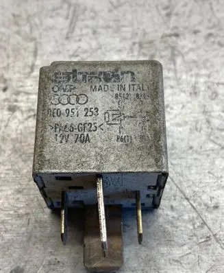 Audi A4 S4 B7 8E 8H Other relay 8e0951253
