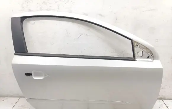 Door (2 Door Coupe)