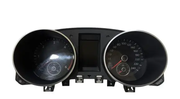 Volkswagen Golf VI Speedometer (instrument cluster) 5K0920860J 1019010163
