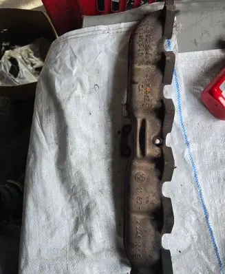BMW 7 E38 Rocker cam cover 2246166