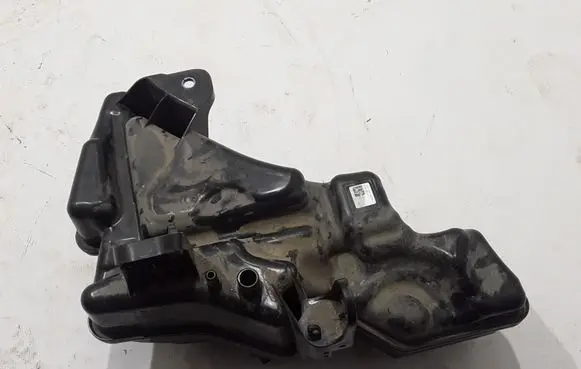 Volvo XC90 AdBlue liquid reservoir 31405813