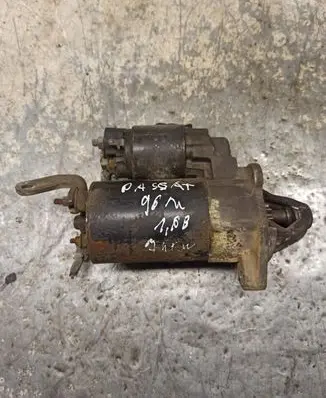 Volkswagen PASSAT B5 Starter motor 058911023B