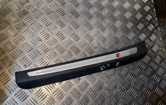 Audi Q7 4L Front sill trim cover 4L0853373F