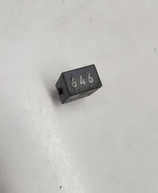 Volkswagen PASSAT B8 Other relay 4H0951253C