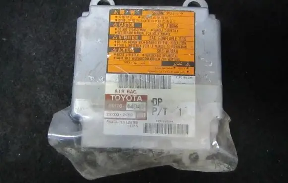 Toyota Avensis Verso Airbag control unit/module 8917044040 89170-44040