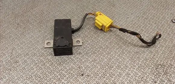 Audi A8 S8 D3 4E Fuse 7L0915457A