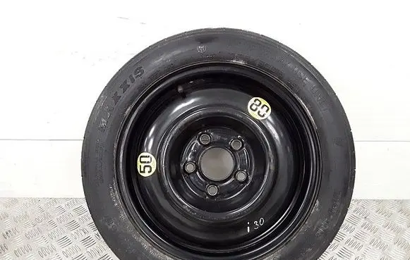 Hyundai i30 R15 spare wheel 529101H900