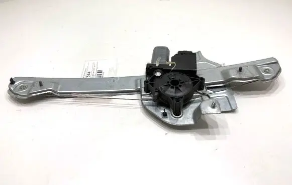 Peugeot 2008 I Front door window regulator with motor 9819905480