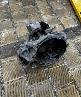 Volkswagen T-Roc Manual 5 speed gearbox SEM