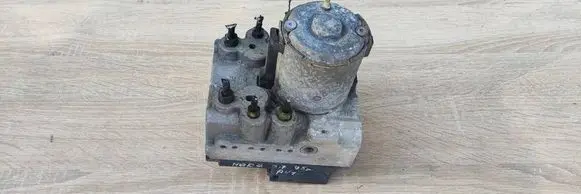 Audi A8 S8 D2 4D ABS Pump 4A0614111G