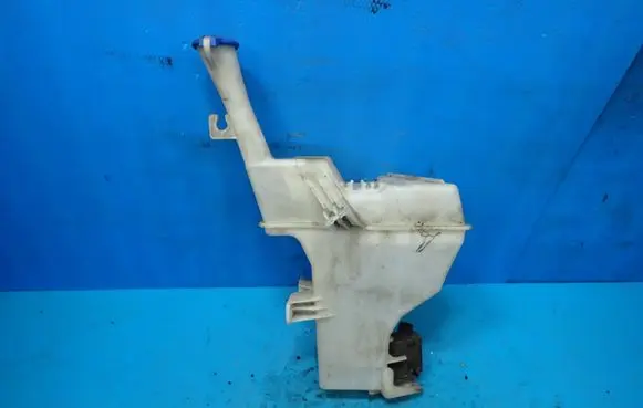KIA Rio Windshield washer fluid reservoir/tank 986101W500