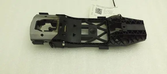Front door exterior handle/bracket