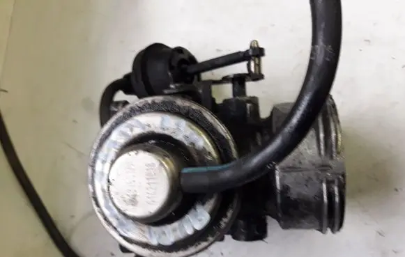 Audi A4 S4 B6 8E 8H Engine shut-off valve 