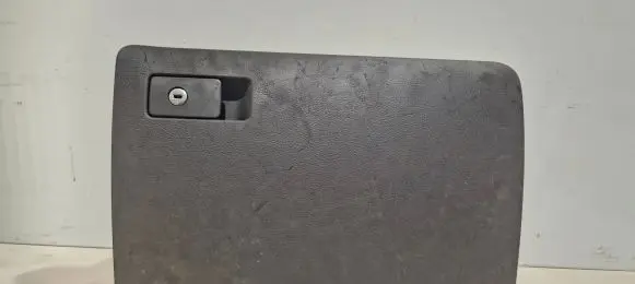 Volkswagen PASSAT B6 Glove box 3c1857101