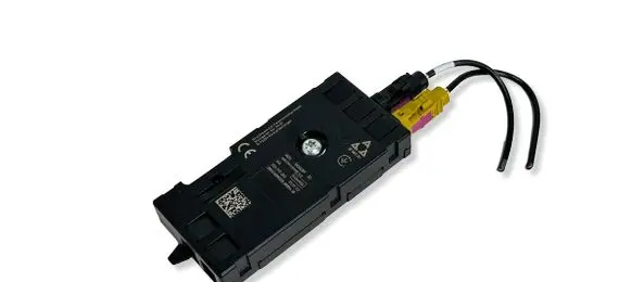 BMW i4 Aerial antenna amplifier 5A36CD7 47652