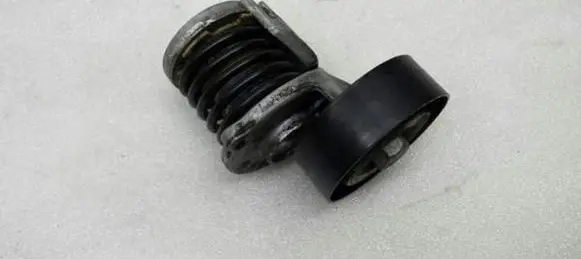 Audi A4 S4 B8 8K Generator/alternator belt tensioner 038903315AH
