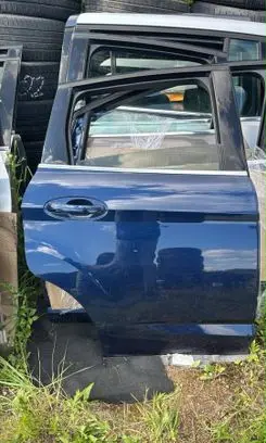 Ford C-MAX II Front door