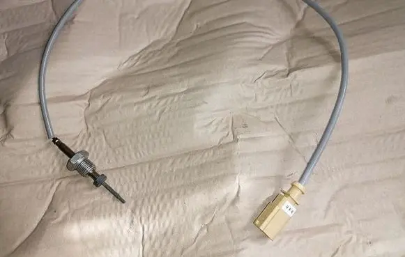 Exhaust gas temperature sensor