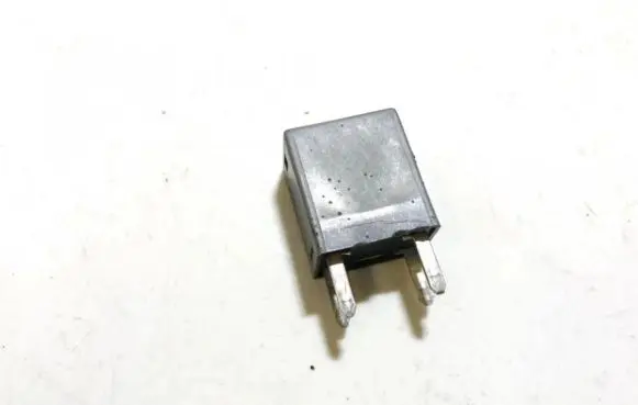 Opel Sintra Other relay 12088567 8342a2