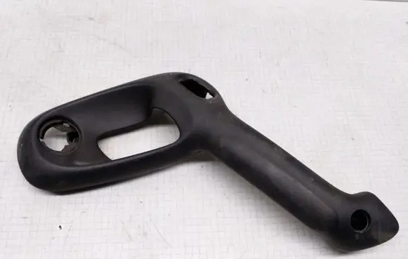 Opel Vectra B Rear door handle trim 90503252