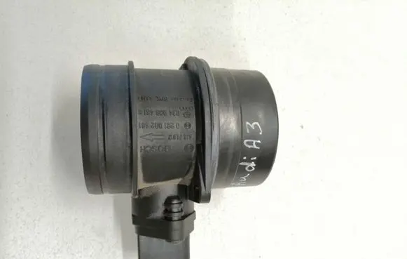 Audi A3 S3 8P Mass air flow meter 0281002461 074906461B
