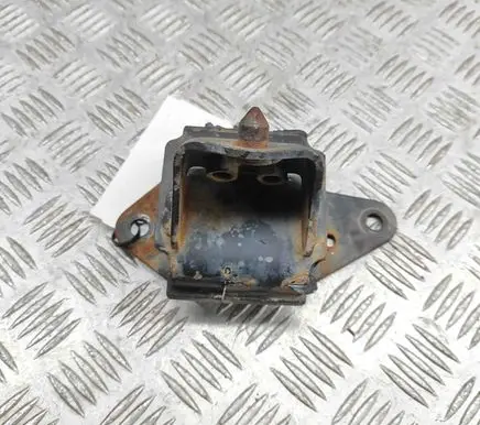 Isuzu D-Max Engine mount bracket 8973672730