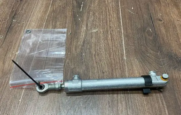 Mercedes-Benz SL AMG R129 Convertible roof main ram cylinder 1298002072 A1298002072