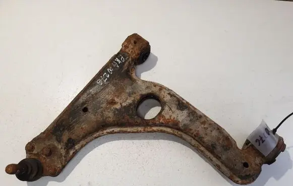 Opel Astra H Front lower control arm/wishbone