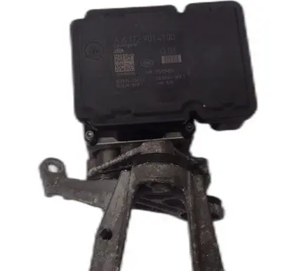Mercedes-Benz C W204 Master brake cylinder 
