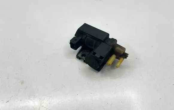 Renault Scenic III - Grand scenic III Turbo solenoid valve 8200790180