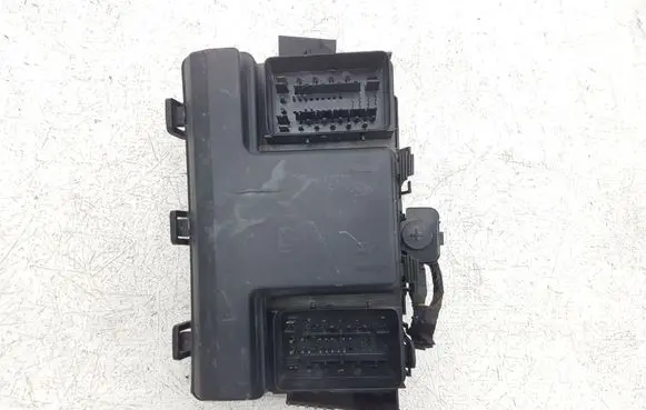 Ford Edge II Fuse module G2GT14A067 G2GT14A067BD HG9T14A301