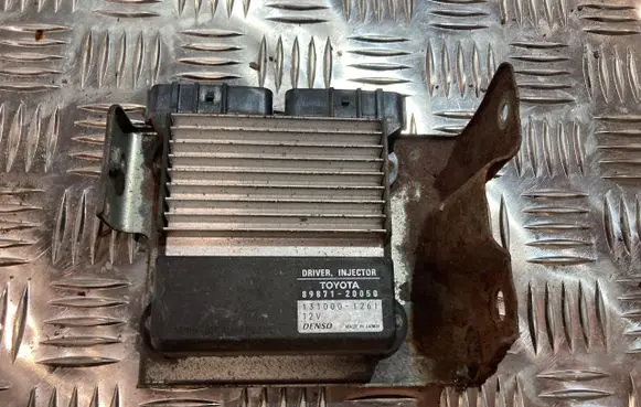 Toyota Land Cruiser (J120) Fuel injection control unit/module 89871-20050