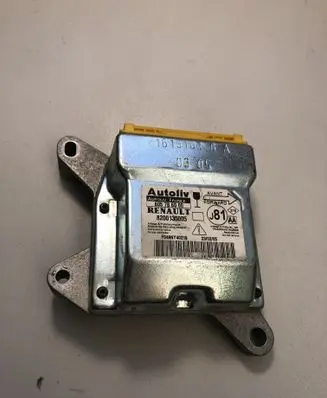 Renault Espace III Airbag control unit/module 605786000 8200135005