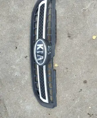 KIA Sportage Front bumper upper radiator grill 863501f520